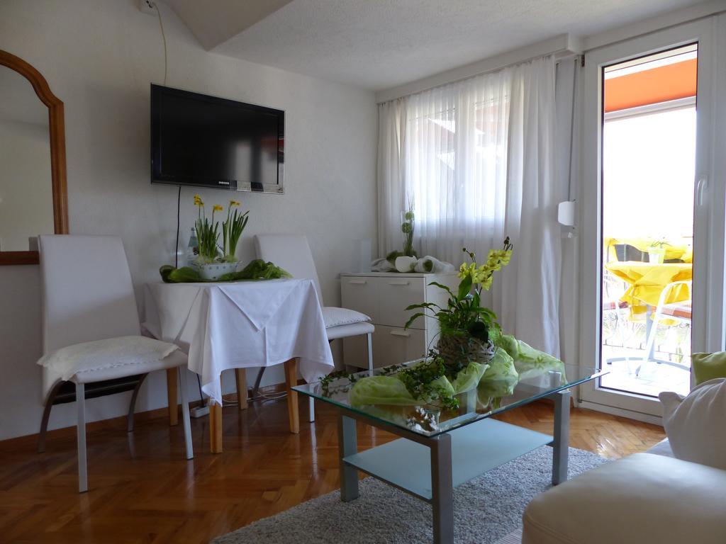 Haus Marija M Hotel บาเดนไวเลอร์ ภายนอก รูปภาพ
