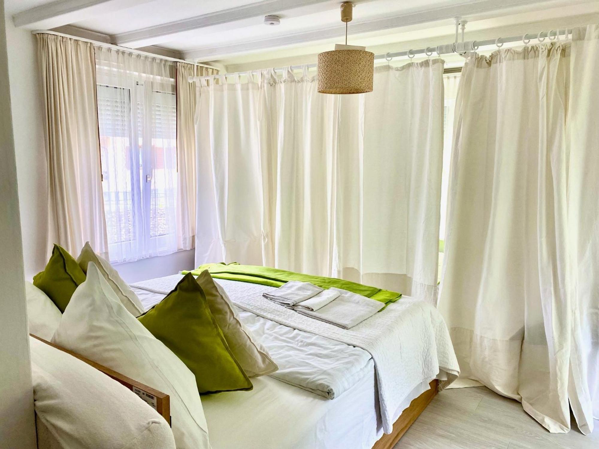 Haus Marija M Hotel บาเดนไวเลอร์ ห้อง รูปภาพ